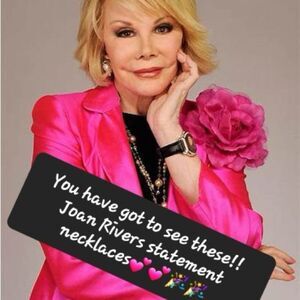 JOAN RIVERS NECKLACES SHOW
